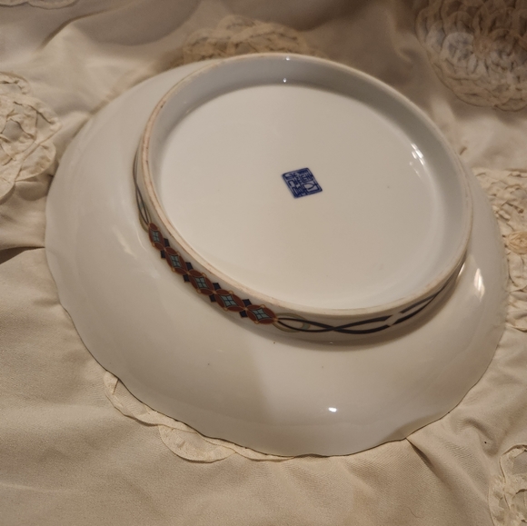 Vintage Imari Plate Shallow Bowl Peacocks and Flowers - Picture 2 of 6